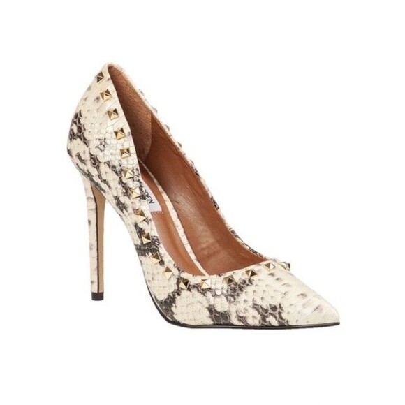 Steve Madden Proto Python Studded Leather Heels Pumps Pointed Toe Cream Size 5.5 - Picture 1 of 13